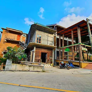 Koh Tao hotels &amp; apartments, all accommodations in Koh Tao